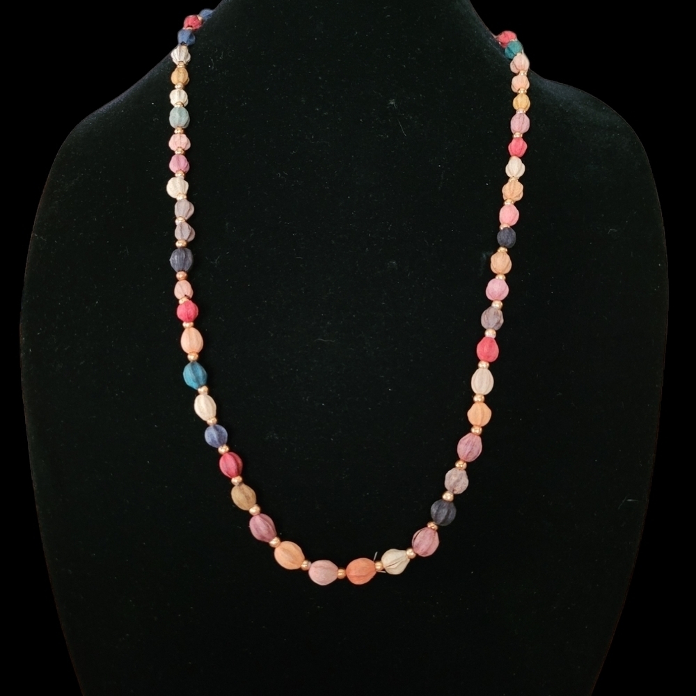 Vintage - Multi Colorā Carved Wood Bead Necklace